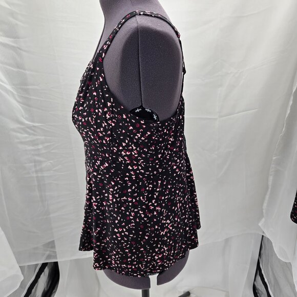 630-16 Torrid 2 Cami top & Capri pants Abstract Ditsy 2 pc SET Size 1 (16/18) - Picture 3 of 11